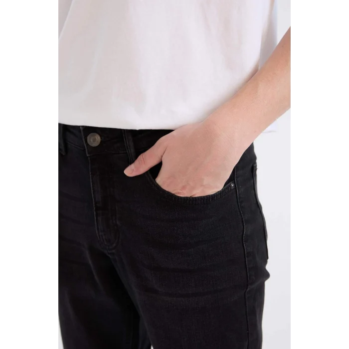 Defacto R8788 Siyah Pedro Slim Fit Dar Kalıp Normal Bel Dar Paça Jean Pantolon