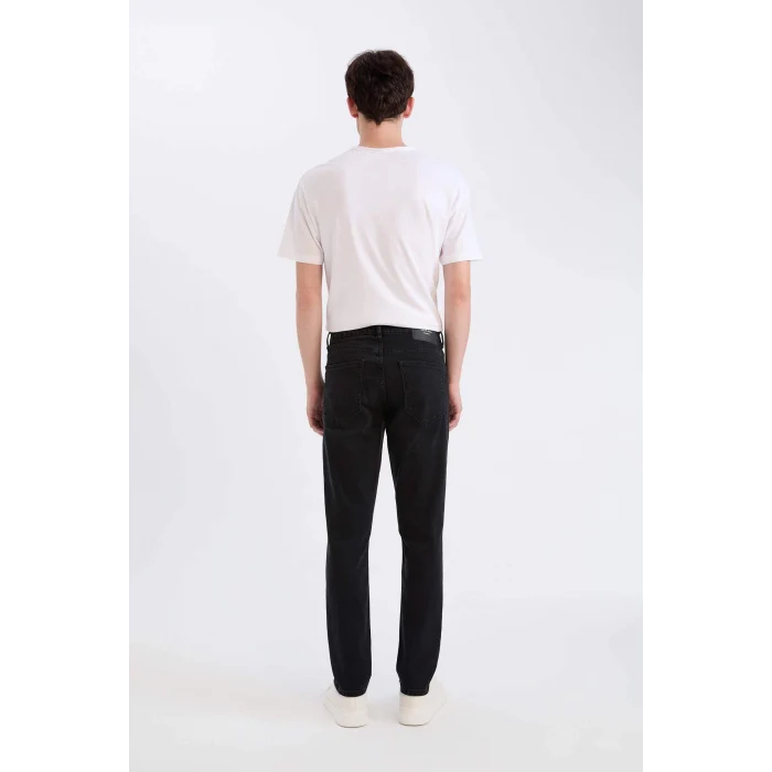 Defacto R8788 Siyah Pedro Slim Fit Dar Kalıp Normal Bel Dar Paça Jean Pantolon