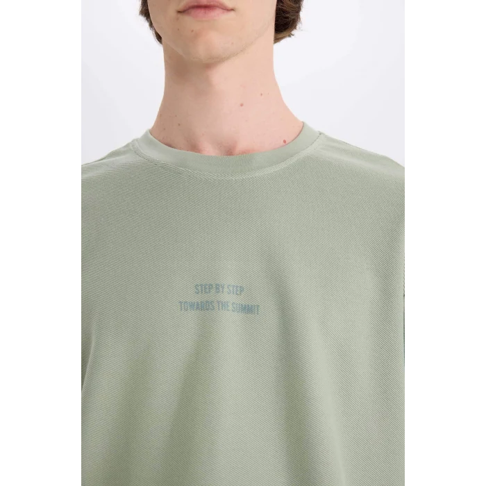 Defacto E1557 Yeşil Boxy Fit Bisiklet Yaka Baskılı Kısa Kollu Tişört