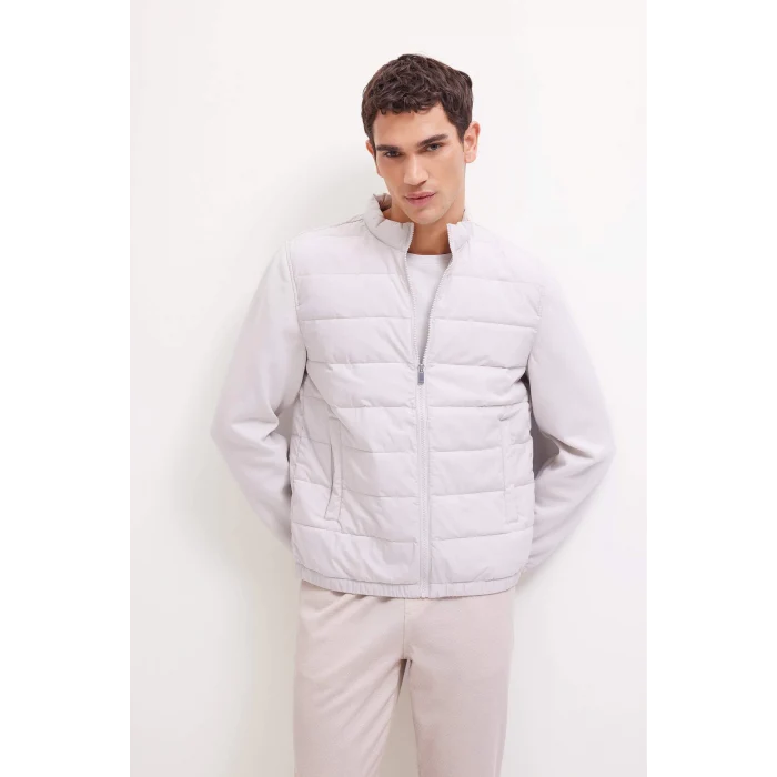 Defacto D7532 Gri Slim Fit Dar Kesim Dik Yaka Lastikli ve Fermuarlı Su Geçirmez Mont