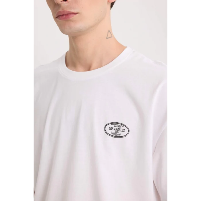 Defacto D5581 Beyaz Oversize Geniş Kalıp Bisiklet Yaka Sırt Baskılı Kısa Kollu Tişört