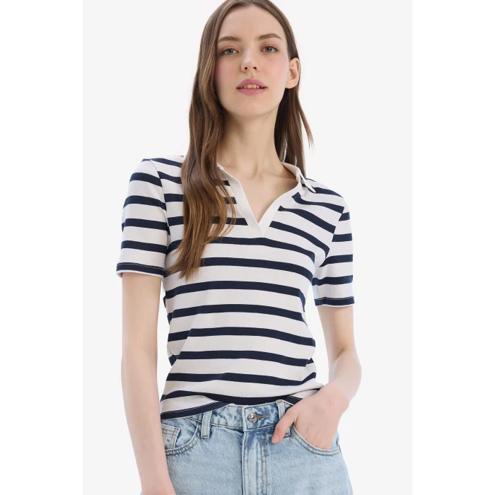 Defacto E6989 Ekru Slim Fit Dar Kesim Çizgili Polo Yaka Ribana Kısa Kollu Tişört