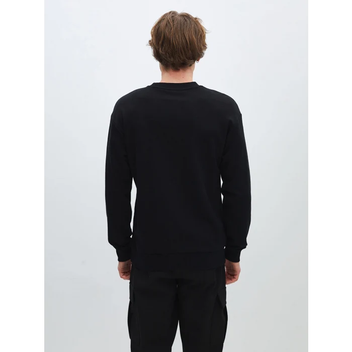 LCW Casual SİYAH Bisiklet Yaka Uzun Kollu Baskılı Erkek Sweatshirt