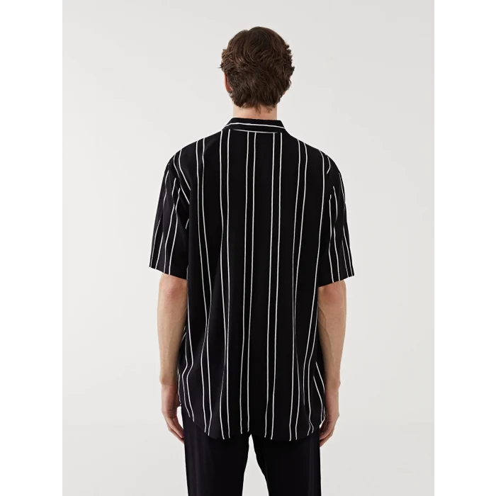 LCW Vision SİYAH Regular Fit Kısa Kollu Çizgili Viskon Erkek Gömlek