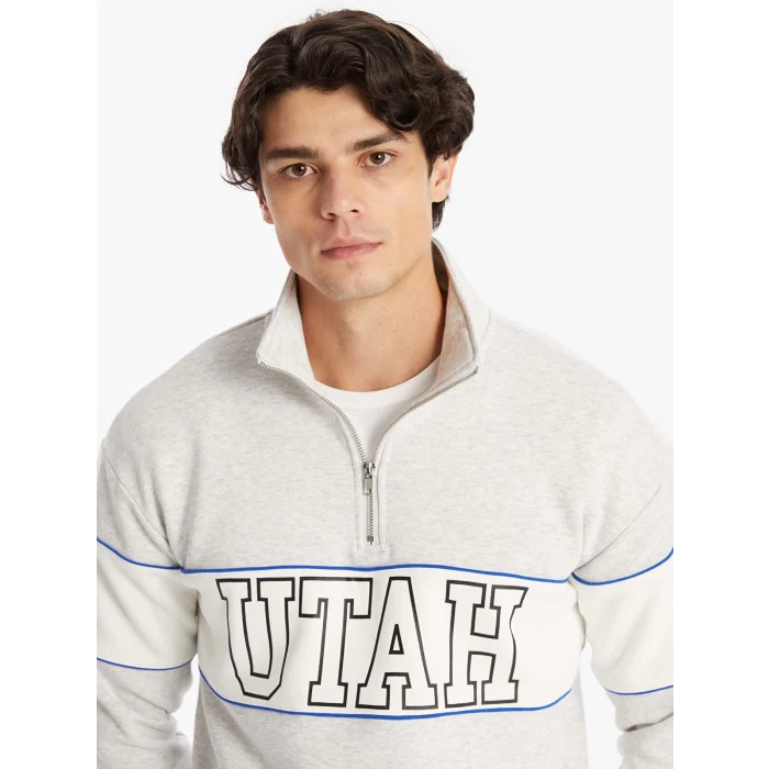 LCW Casual BEYAZ Dik Yaka Uzun Kollu Baskılı Erkek Kalın Sweatshirt