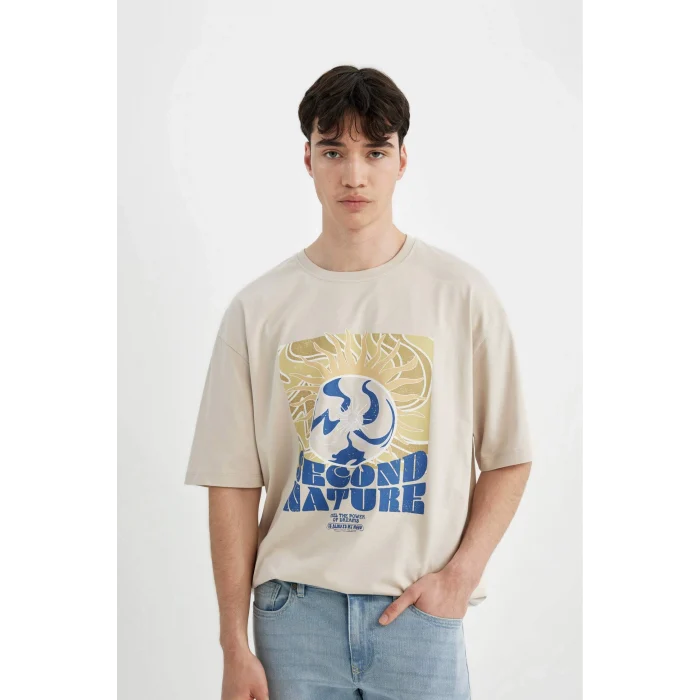 Defacto C2497 Bej Comfort Regular Fit Rahat Kalıp Bisiklet Yaka Baskılı Kısa Kollu Tişört