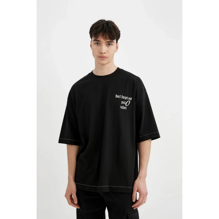 Defacto C2244 Siyah Loose Fit Bisiklet Yaka Sırt Baskılı Kısa Kollu Tişört
