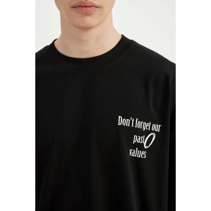 Defacto C2244 Siyah Loose Fit Bisiklet Yaka Sırt Baskılı Kısa Kollu Tişört