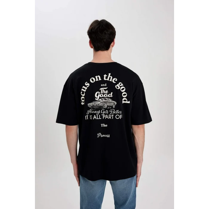Defacto B4651 Siyah Oversize Geniş Kalıp Bisiklet Yaka Sırt Baskılı Kısa Kollu Tişört