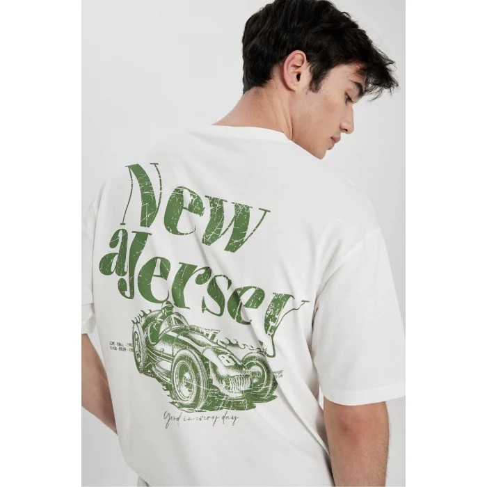 Defacto B4650 Ekru Comfort Regular Fit Rahat Kalıp Bisiklet Yaka Sırt Baskılı Kısa Kollu Tişört