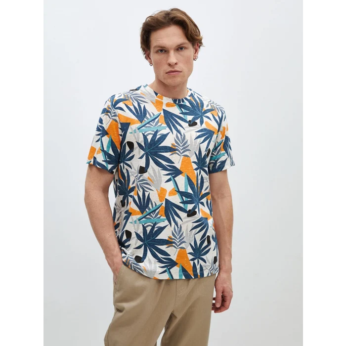 LCW Casual EKRU Bisiklet Yaka Kısa Kollu Desenli Penye Erkek Tişört