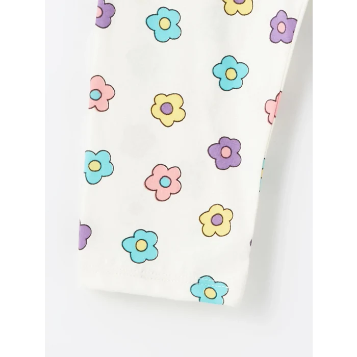 LCW baby EKRU Polo Yaka Çiçekli Kız Bebek Pijama Takım
