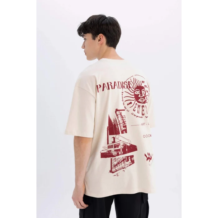 Defacto C4087 Bej Oversize Geniş Kalıp Bisiklet Yaka Sırt Baskılı Kısa Kollu Tişört