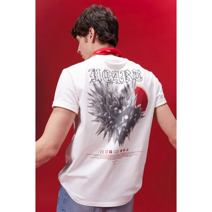 Defacto C3466 Ekru Regular Fit Bisiklet Yaka Sırt Baskılı Kısa Kollu Tişört