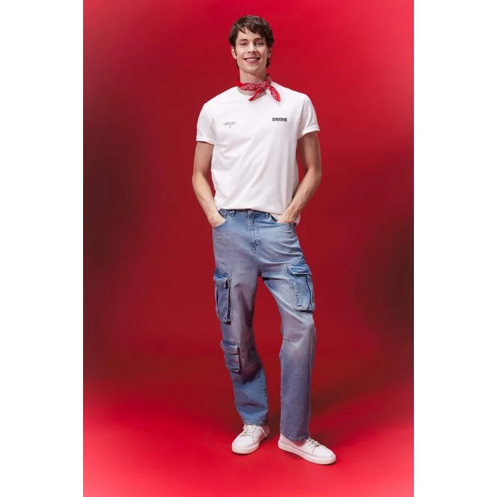 Defacto C3466 Ekru Regular Fit Bisiklet Yaka Sırt Baskılı Kısa Kollu Tişört