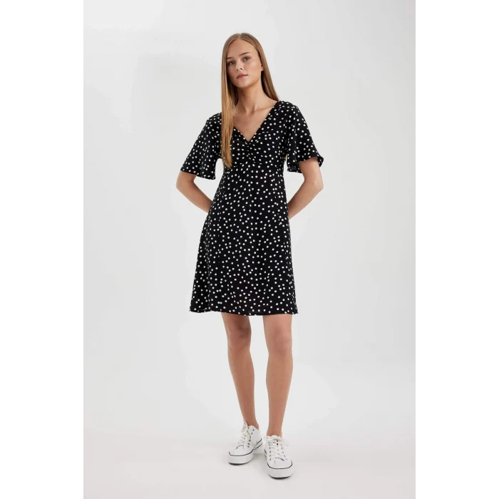 Defacto B0127 Siyah V Yaka Puantiyeli Maroken Mini Kısa Kollu Elbise