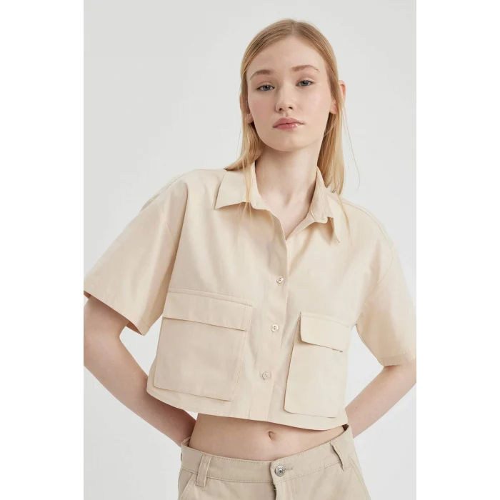 Defacto C0739 Bej Coool Oversize Geniş Kalıp Poplin Kısa Kollu Crop Gömlek