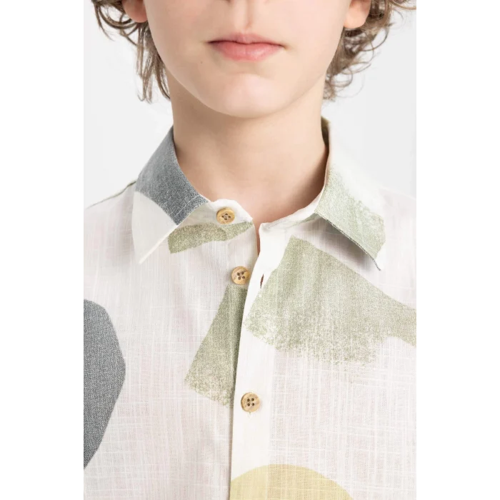Defacto B6114 Ekru Erkek Çocuk Oversize Geniş Kalıp Polo Yaka Desenli Kısa Kollu Gömlek