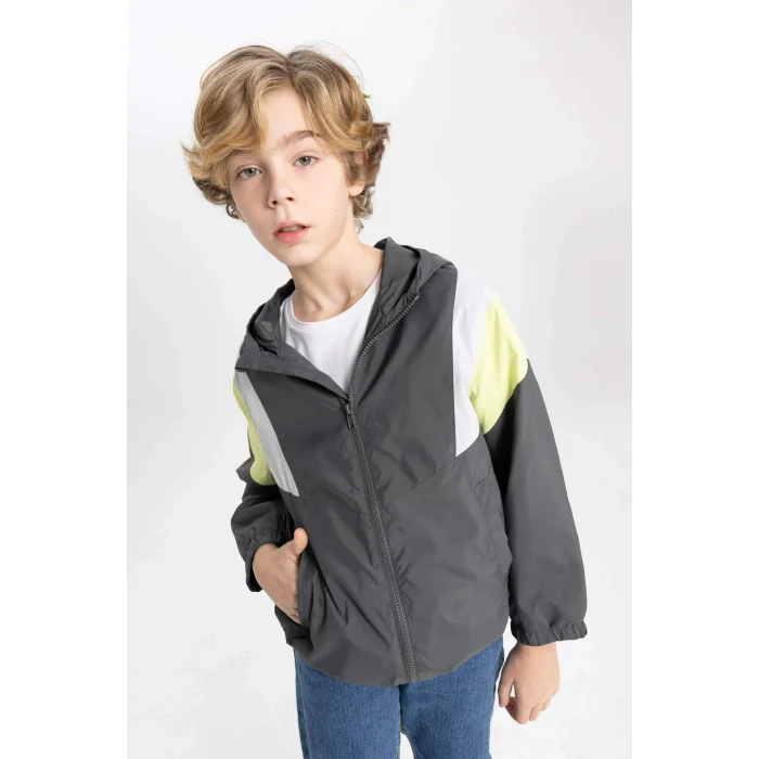 Defacto B1850 Antrasit Erkek Çocuk Rüzgar Geçirmez Kapüşonlu Yağmurluk