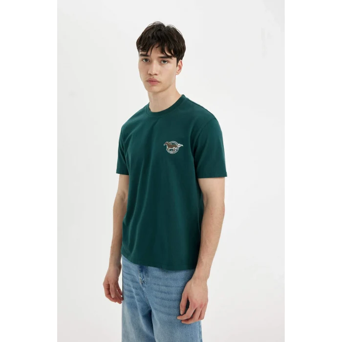 Defacto C5672 Yeşil Regular Fit Bisiklet Yaka Sırt Baskılı Kısa Kollu Tişört