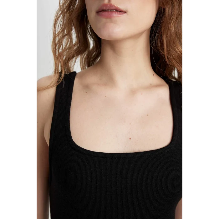 Defacto Z7577 Siyah Bodycon Vücuda Oturan Basic Düz Kare Yaka Fitilli Kaşkorse Kolsuz Midi Elbise