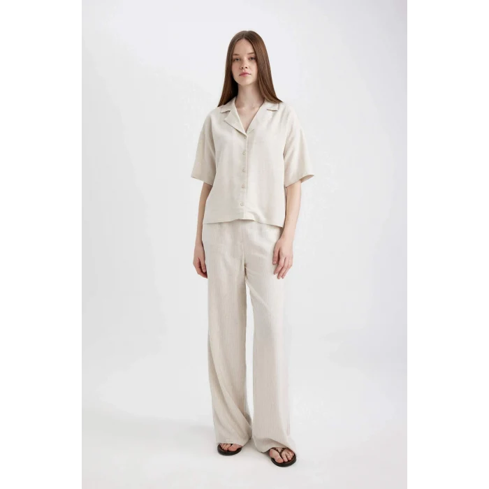 Defacto U2927 Ekru Oversize Geniş Kalıp Pijama Yaka Keten Karışımlı Kısa Kollu Gömlek