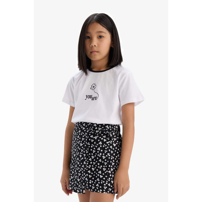 Defacto E1258 Beyaz Kız Çocuk 2li Takım Kısa Kollu Tişört Desenli Esnek Belli Şort Etek
