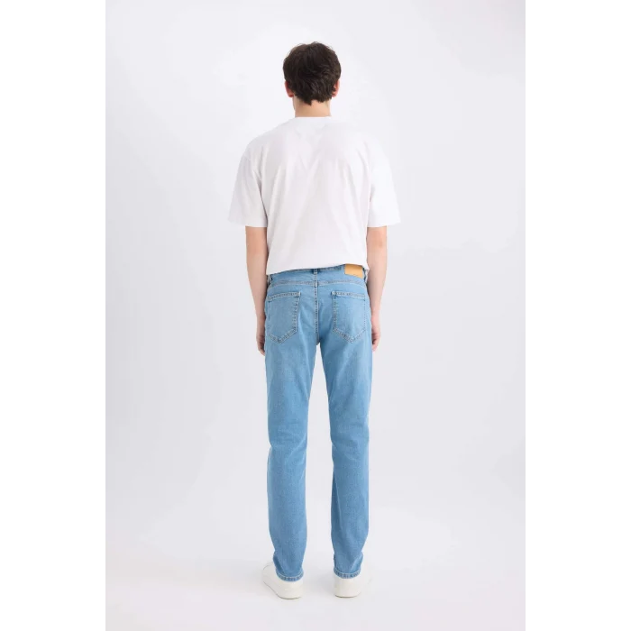 Defacto D8583 Mavi Pedro Slim Fit Dar Kalıp Normal Bel Dar Paça Jean Pantolon