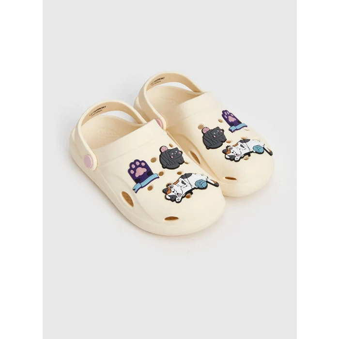 LCW STEPS BEJ Baskılı Kız Çocuk Plaj Sandaleti