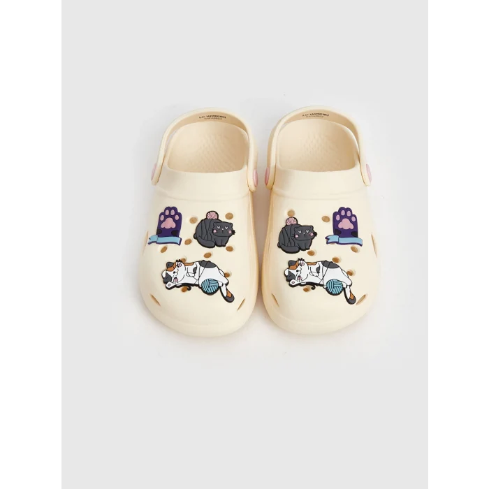 LCW STEPS BEJ Baskılı Kız Çocuk Plaj Sandaleti