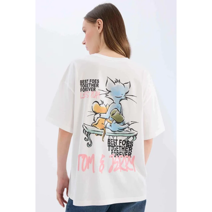 Defacto D9130 Beyaz Coool Tom & Jerry Oversize Geniş Kalıp Bisiklet Yaka Sırt Baskılı Kısa Kollu Tişört