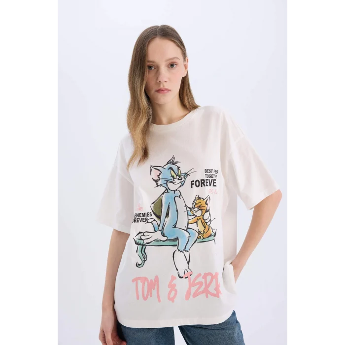 Defacto D9130 Beyaz Coool Tom & Jerry Oversize Geniş Kalıp Bisiklet Yaka Sırt Baskılı Kısa Kollu Tişört