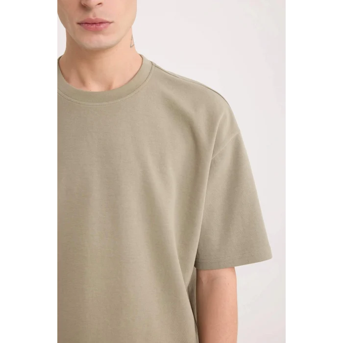 Defacto X3926 Haki Oversize Geniş Kalıp Bisiklet Yaka Kısa Kollu Ağır Kumaş Tişört