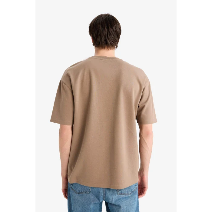 Defacto X3926 Kahve Oversize Geniş Kalıp Bisiklet Yaka Kısa Kollu Ağır Kumaş Tişört