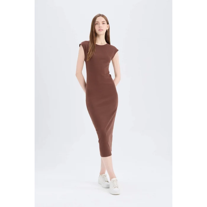 Defacto D5220 Kahve Bodycon Vücudu Saran Bisiklet Yaka Ribana Kısa Kollu Midi Elbise