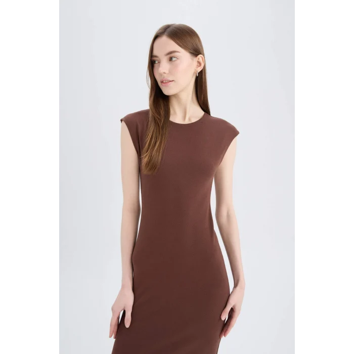 Defacto D5220 Kahve Bodycon Vücudu Saran Bisiklet Yaka Ribana Kısa Kollu Midi Elbise