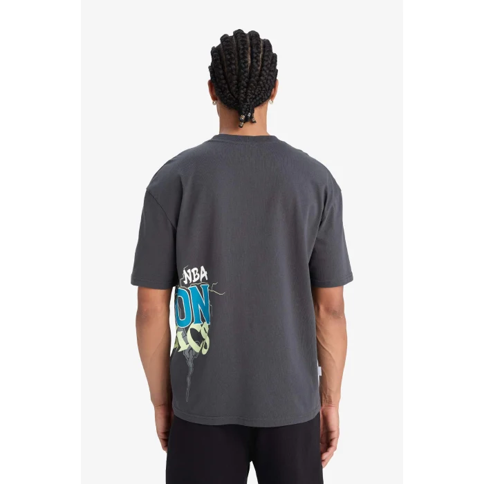 Defacto E0130 Antrasit DeFactoFit NBA Boston Celtics Oversize Geniş Kalıp Bisiklet Yaka Kısa Kollu Tişört