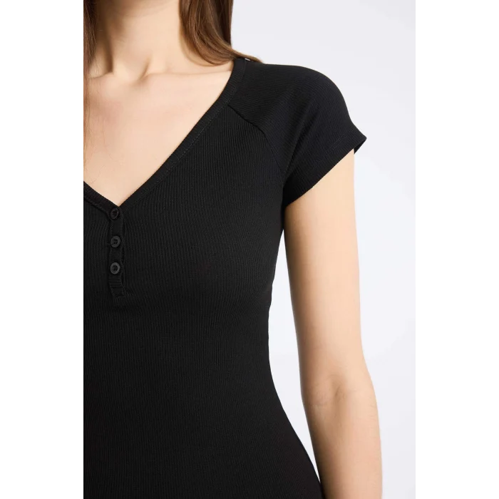 Defacto E7368 Siyah Bodycon Vücudu Saran V Yaka Fitilli Kaşkorse Kısa Kollu Midi Elbise