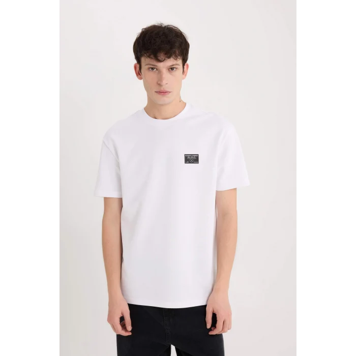 Defacto D5516 Beyaz Regular Fit Bisiklet Yaka Ütü Gerektirmeyen Nefes Alabilen Baskılı Kısa Kollu Ağır Kumaş Tişört
