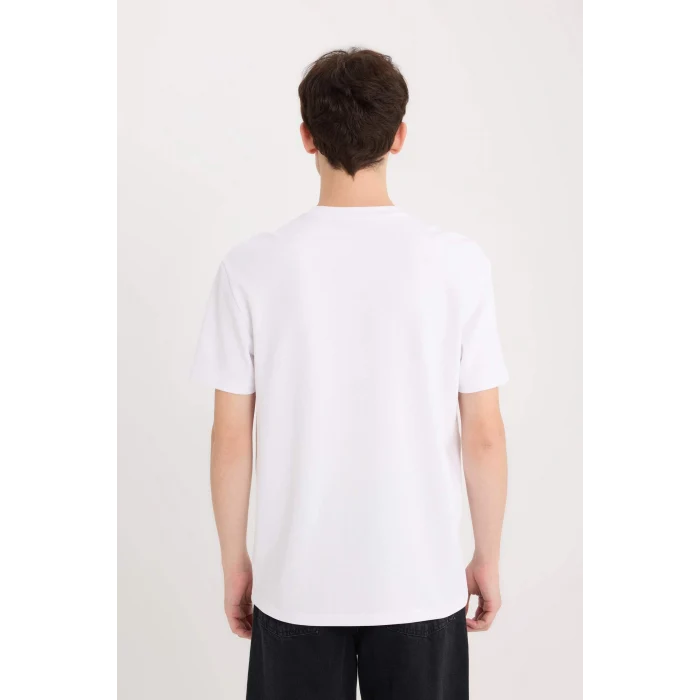 Defacto D5516 Beyaz Regular Fit Bisiklet Yaka Ütü Gerektirmeyen Nefes Alabilen Baskılı Kısa Kollu Ağır Kumaş Tişört