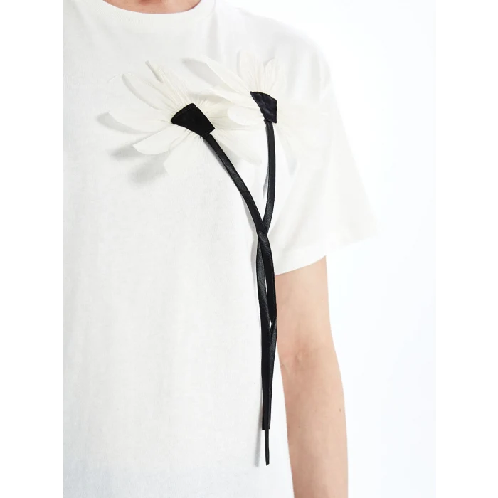 LCW Vision Ekru Bisiklet Yaka Çiçekli Kadın Tişört