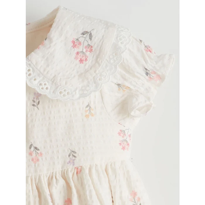 LCW baby Ekru Bebe Yaka Çiçekli Kız Bebek Elbise