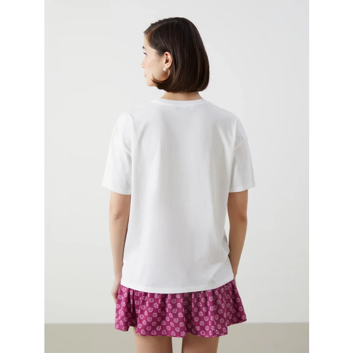 LCW Vision Ekru Bisiklet Yaka Çiçek Nakışlı Kadın Tişört