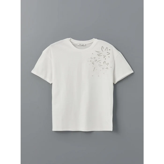 LCW Vision Ekru Bisiklet Yaka Çiçek Nakışlı Kadın Tişört