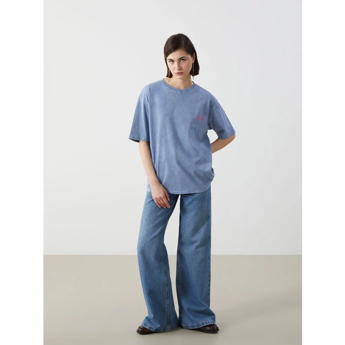 LCW Vision Mavi Bisiklet Yaka Baskılı Oversize Kadın Tişört