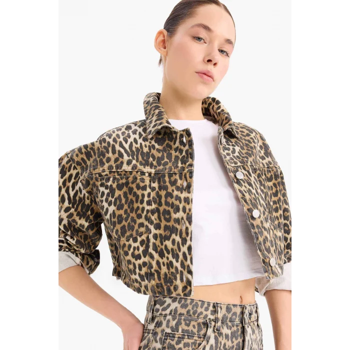 Defacto D5942 Kahve Oversize Geniş Kalıp Leopar Desenli Gabardin Uzun Kollu Gömlek Ceket