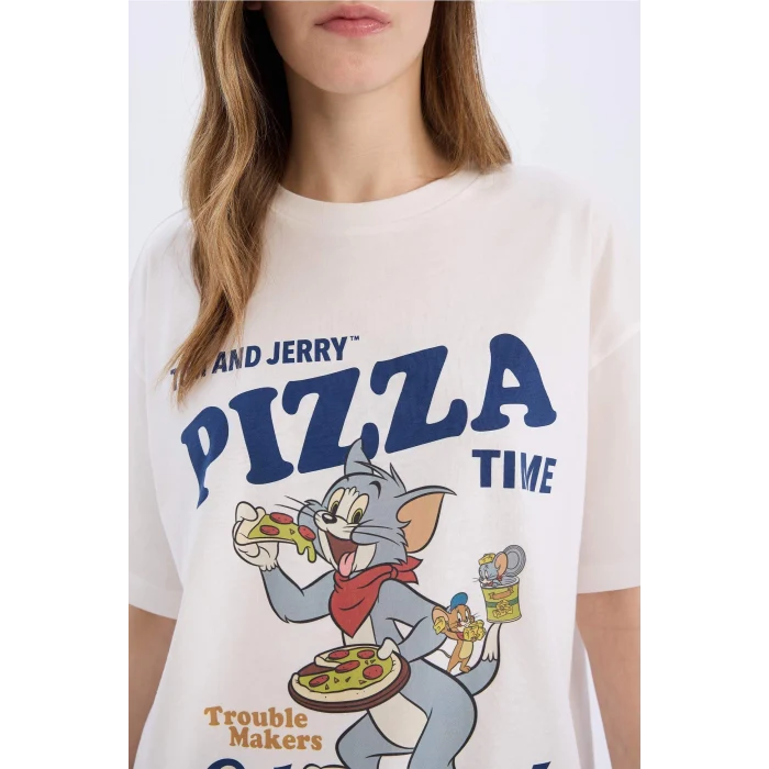 Defacto D9120 Beyaz Coool Tom & Jerry Oversize Geniş Kalıp Bisiklet Yaka Baskılı Kısa Kollu Tişört