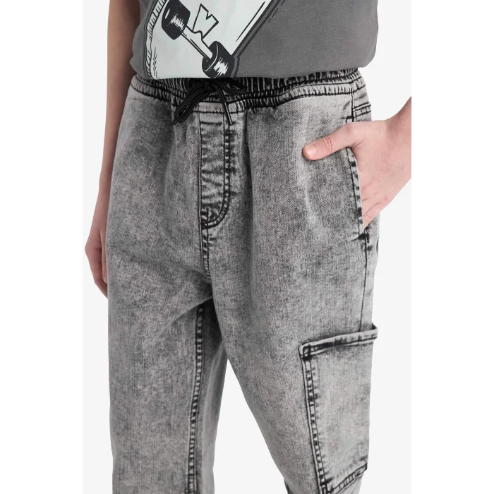 Defacto D6554 Gri Erkek Çocuk Jogger Fit Esnek Bantlı Paça Jean Pantolon
