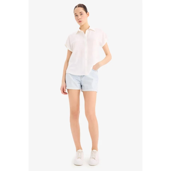 Defacto N7819 Beyaz Regular Fit Basic Düz Viskon Kısa Kollu Gömlek