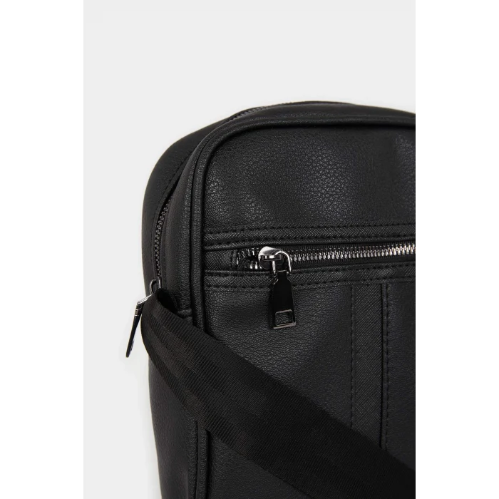 Defacto E7916 Siyah Erkek Suni Deri Çapraz Çanta